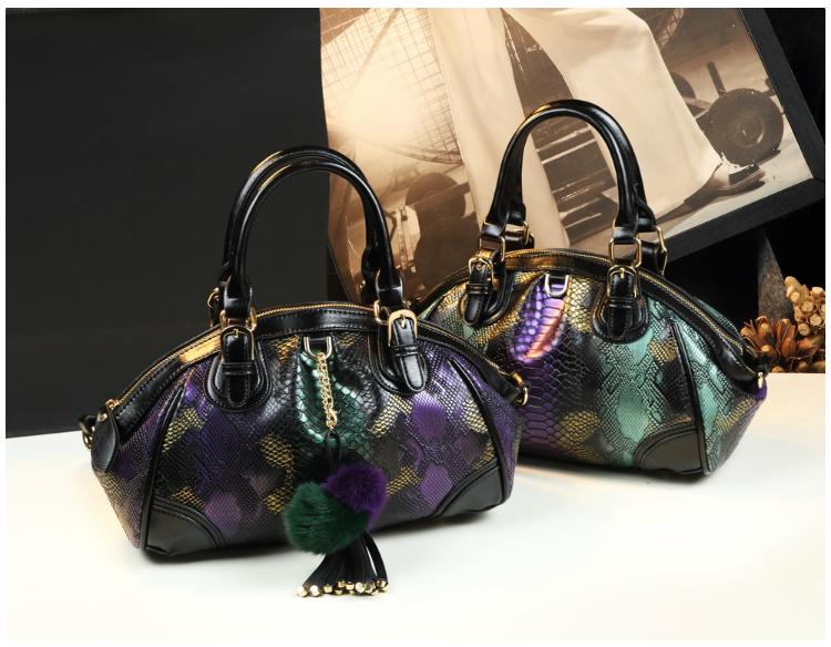 WB-0017/ Crocodile Embossed Leather Crossbody Bag