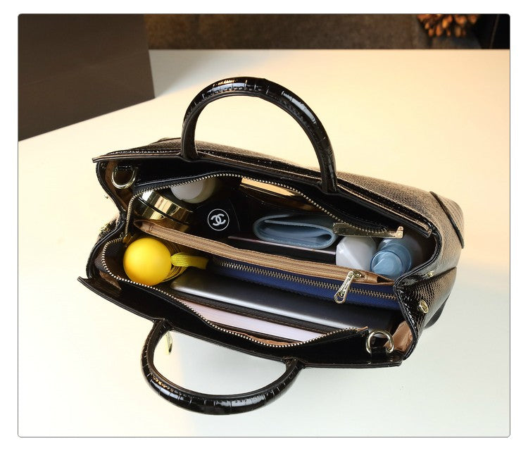 WB-0012/ Crocodile Embossed Leather Crossbody Bag