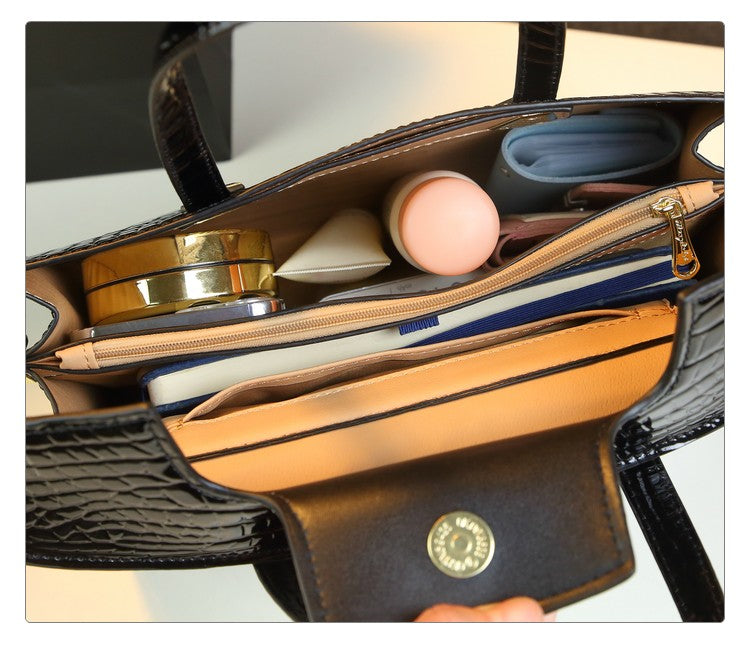 WB-0013/ Crocodile Embossed Leather Crossbody Bag