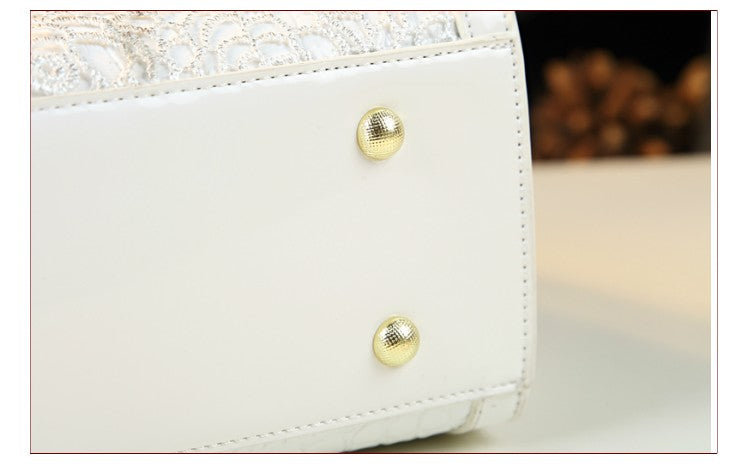 WB-0002/ Crocodile Embossed Leather Crossbody Bag