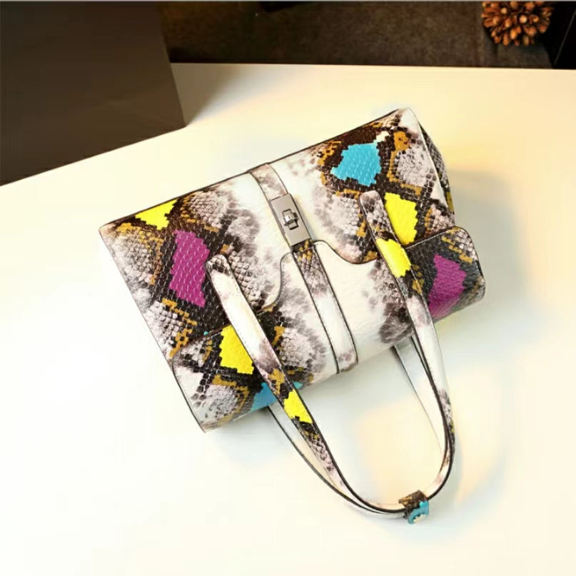 WB-0023/ Crocodile Embossed Leather Crossbody Bag