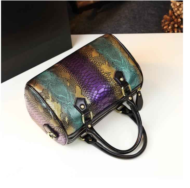 WB-0019/ Crocodile Embossed Leather Crossbody Bag