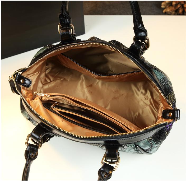 WB-0017/ Crocodile Embossed Leather Crossbody Bag