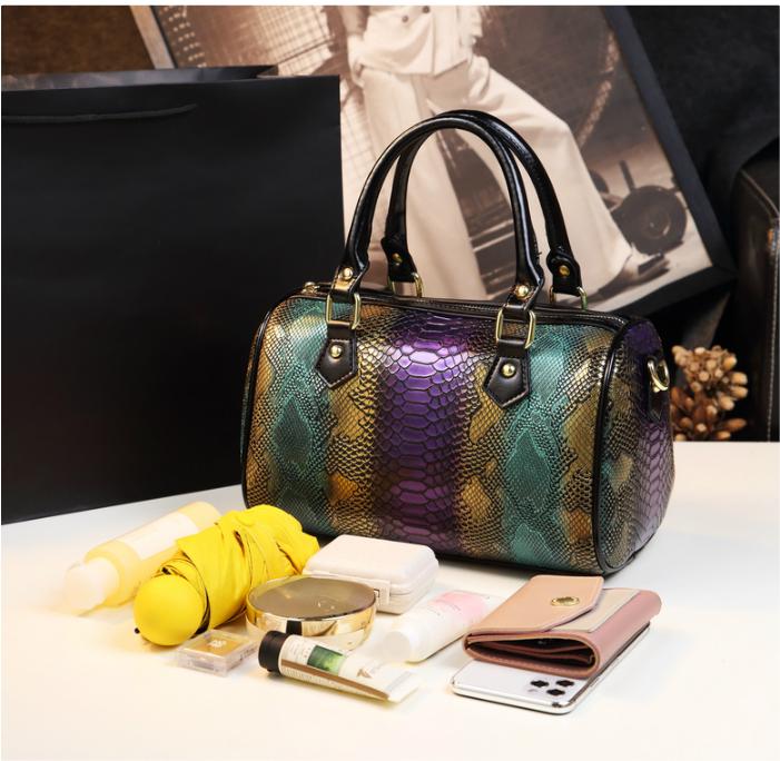 WB-0019/ Crocodile Embossed Leather Crossbody Bag