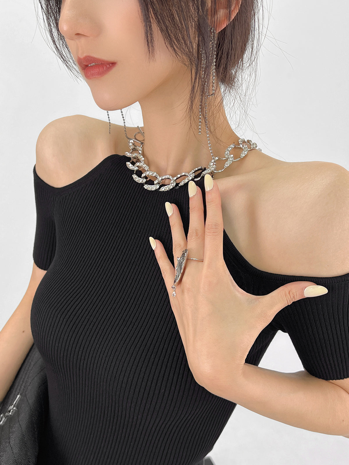 Senior sense of flash diamond necklace hanging strapless knit dress female sense of slim package hip short dress