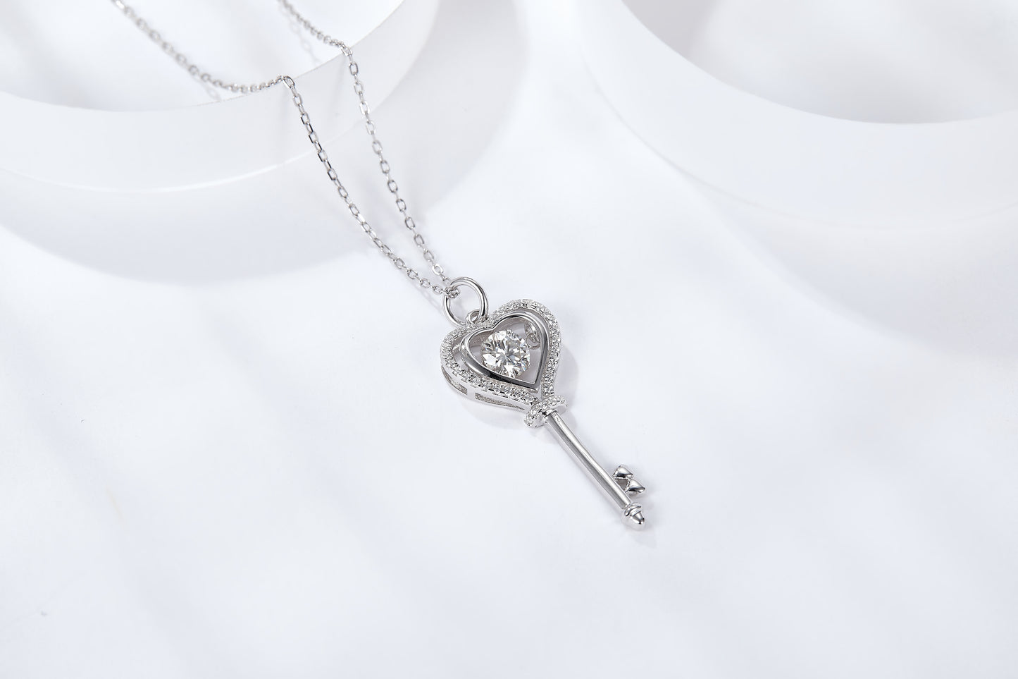 "FN-0036 1 CT Heart Key Moissanite Pendant with Certificate/925 Sterling Silver/D Color Ideal Cut/ VVS1 Clarity/ 21cm-50cm/ Best Anniversary Gift/ Suits Every Occasion "