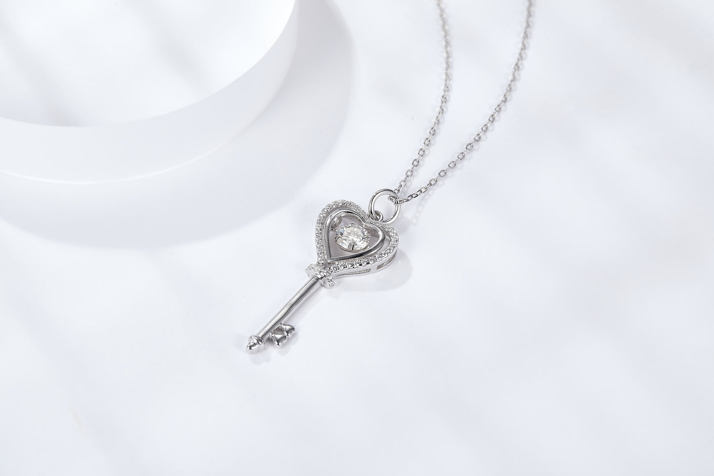 "FN-0036 1 CT Heart Key Moissanite Pendant with Certificate/925 Sterling Silver/D Color Ideal Cut/ VVS1 Clarity/ 21cm-50cm/ Best Anniversary Gift/ Suits Every Occasion "