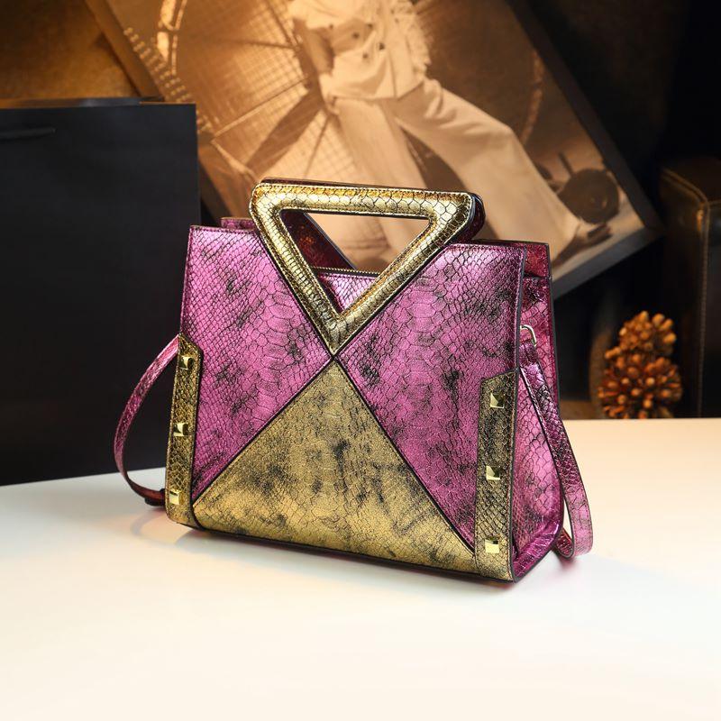 WB-0024/ Crocodile Embossed Leather Crossbody Bag