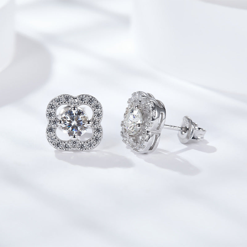 "FE-0016 5.2mm Round Brilliant Cut Moissanite Rings/ Clover Shape/ 925 Sterling Silver/ D Color Ideal Cut/ VVS1 Clarity/Best Anniversary Gift/ Suits Every Occasion"